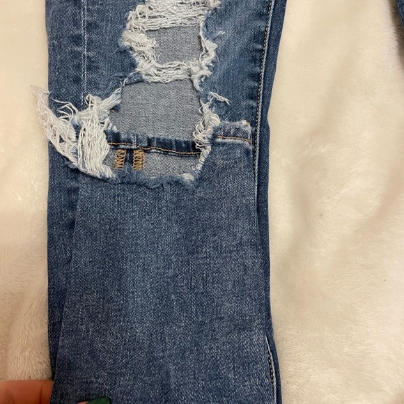 American Eagle Ripped Jeans (Jeggings) - Picture 4 of 7